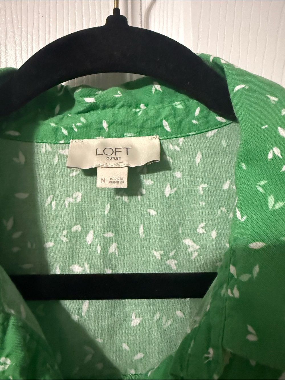 LOFT Green Printed Cap-Sleeve Button Front Blouse-M - Picture 5 of 9